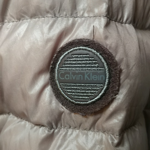 Calvin Klein down-filled mid-length lightweight jacket - Picture 3 of 16